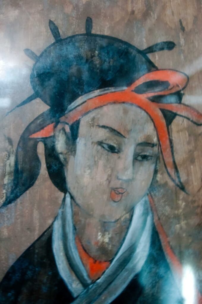 history of china. A portrait of an Eastern Han woman from the Dahuting tomb, Zhengzhou, Henan province, China. 25-220 CE.